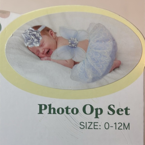 Little Me Photo Op Set - Picture 2 of 8